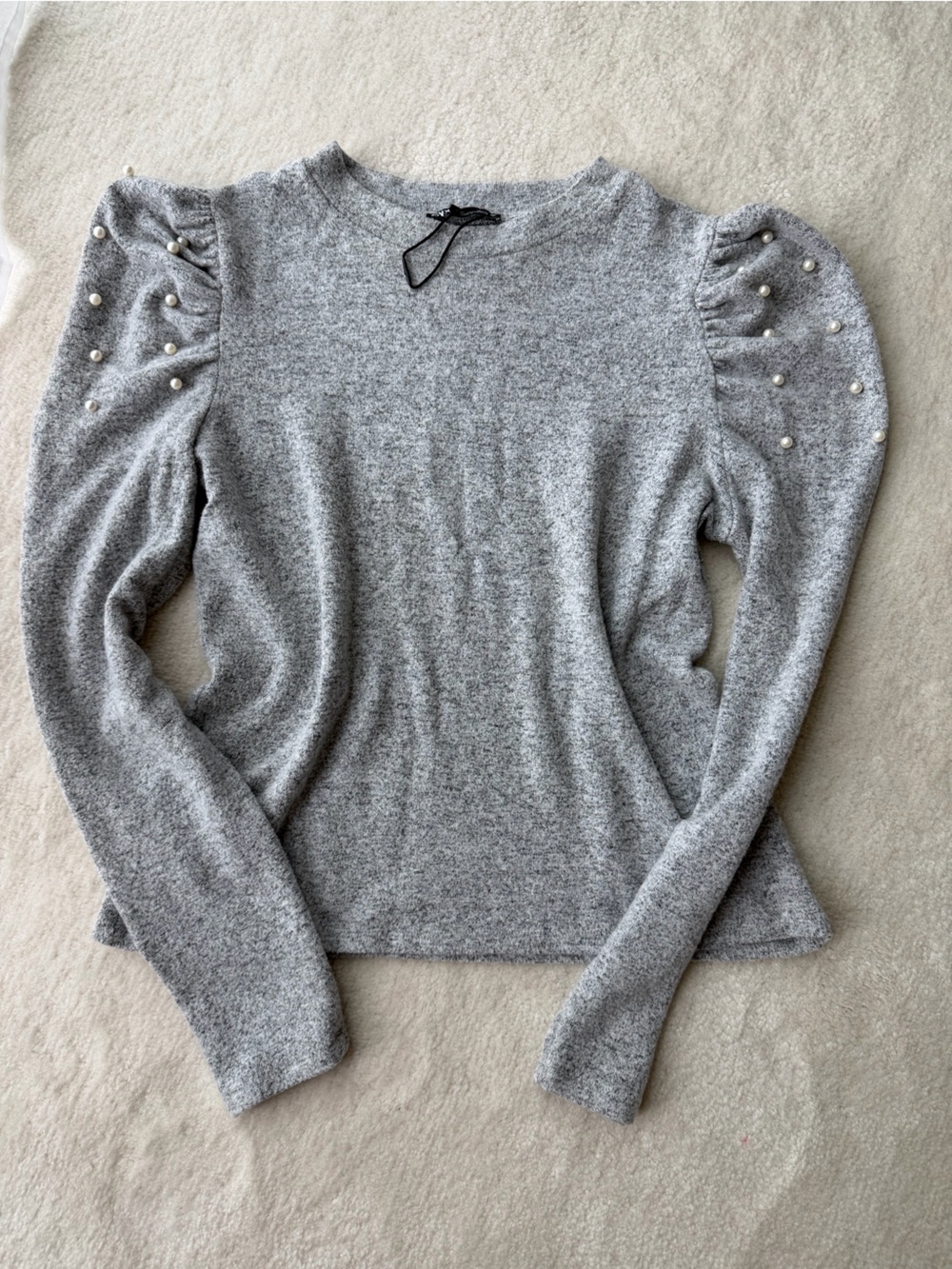 BNWOT Zara Grey Pearl-Accent Puff Sleeve Sweater